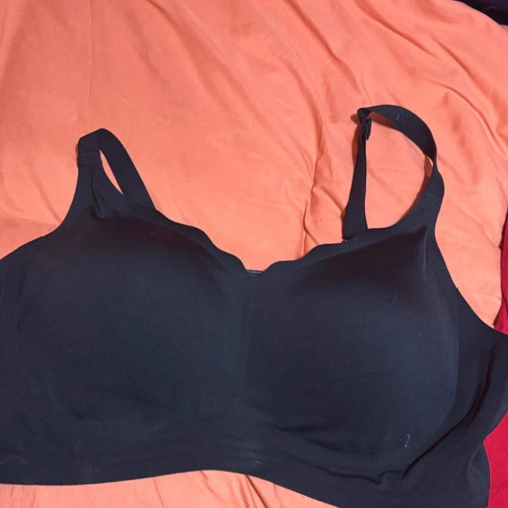 Classic Black Seamless Bra